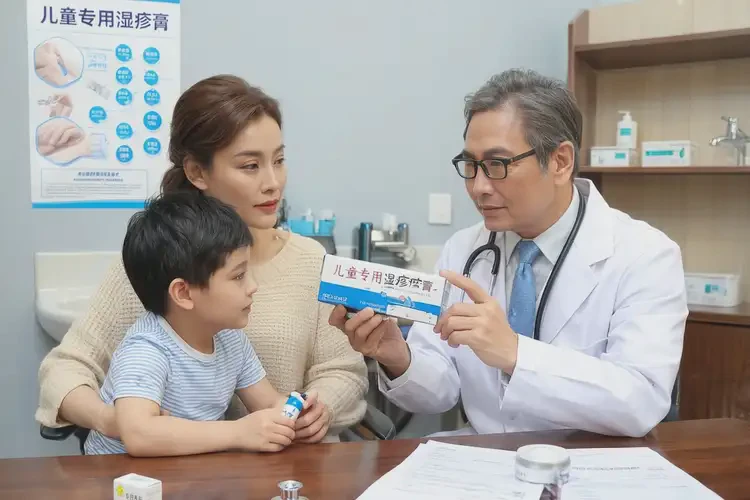 小学生肚子上经常起湿疹可以彻底自愈吗(图3)