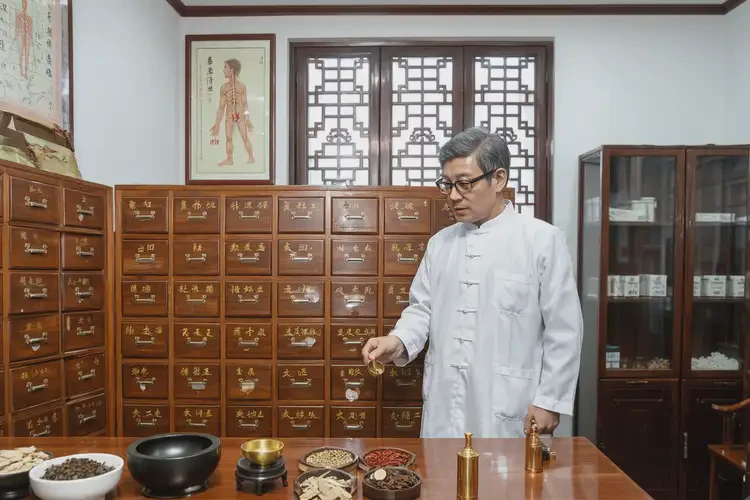 女人屁股经常长湿疹可不可以根治(图2)