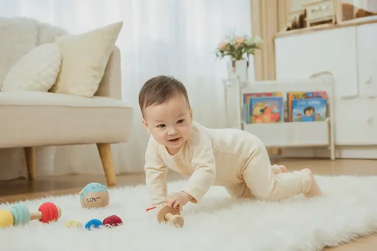 婴儿小腿偶尔起湿疹可以治好吗(图1)
