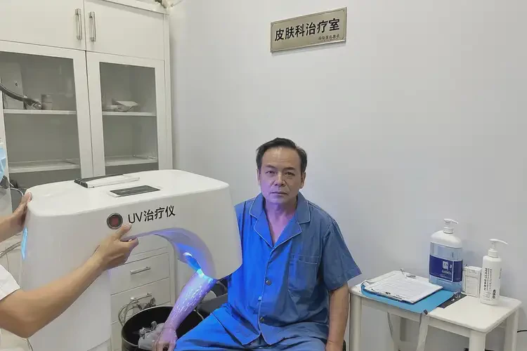 男人屁股起湿疹能不能根治(图1)