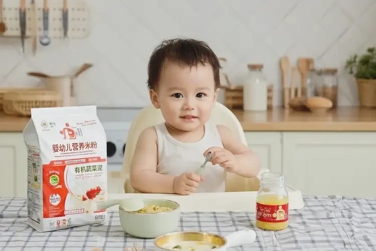婴幼儿手上长湿疹不管它会自己痊愈吗(图1)