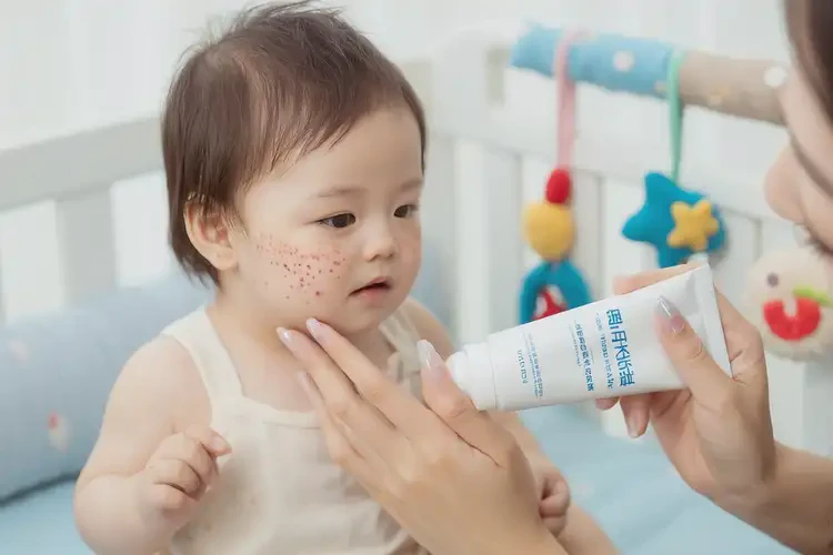 婴幼儿身上起湿疹可以治好吗(图4)