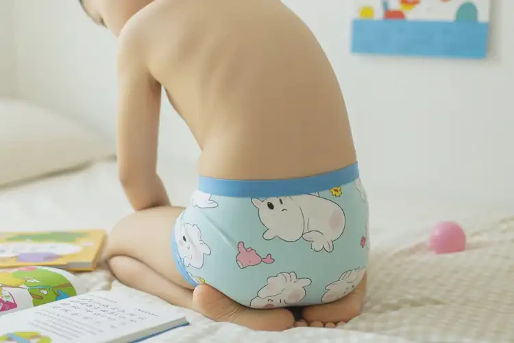 小学生屁股上出现湿疹可不可以根治(图4)
