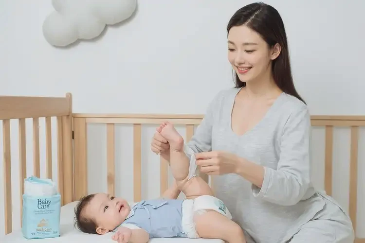 宝宝屁股容易长湿疹不管它会自己痊愈吗(图3)