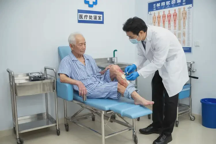 老年人大腿容易长湿疹可不可以根治(图3)