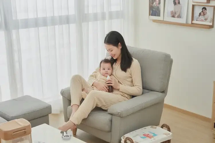 产妇脖子上经常起湿疹可以治好吗(图1)