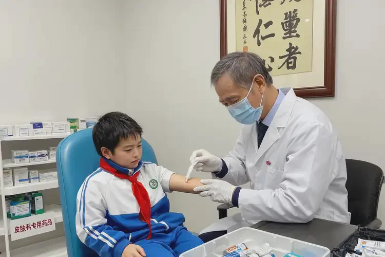 小学生屁股容易长湿疹可不可以根治(图3)