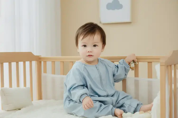 婴幼儿手臂上偶尔长湿疹可以治好吗(图1)