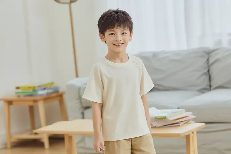 儿童肚子出湿疹不管它会自己自愈吗(图1)