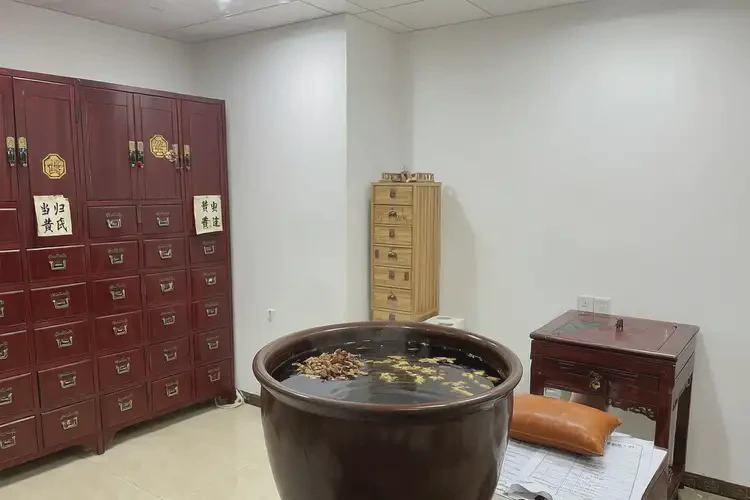 男生肛周容易起湿疹可以治好吗(图3)