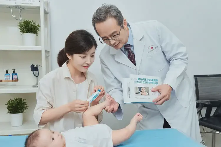 幼儿肛周起湿疹不管它会自己自愈吗(图2)