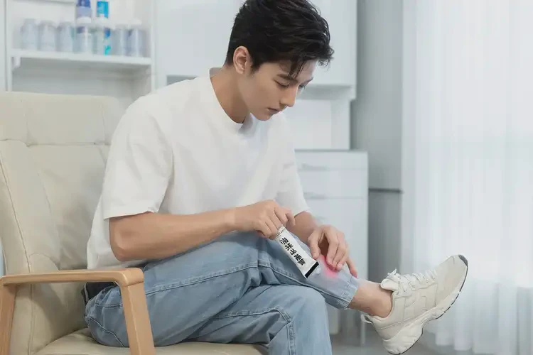 青年人小腿经常起湿疹可不可以根治(图3)