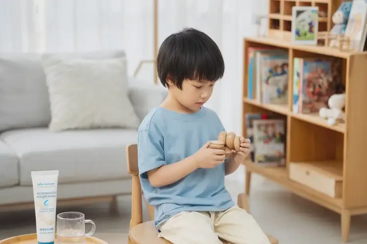 孩子小腿偶尔长湿疹可以治好吗(图3)