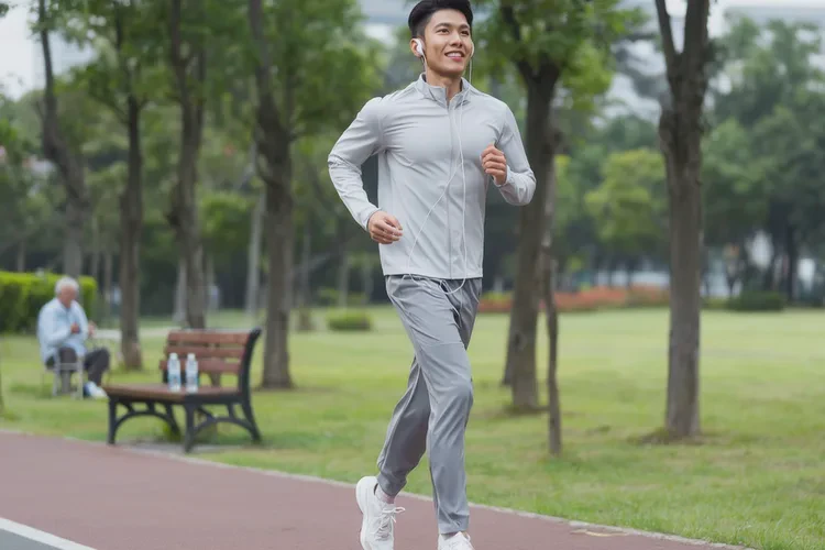 青年人四肢出现湿疹能靠自己自愈吗(图3)