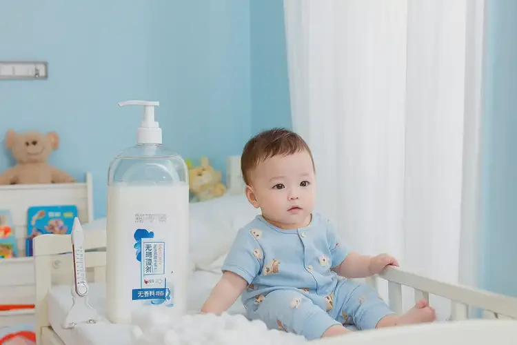 小儿屁股偶尔长湿疹可以治好吗(图1)