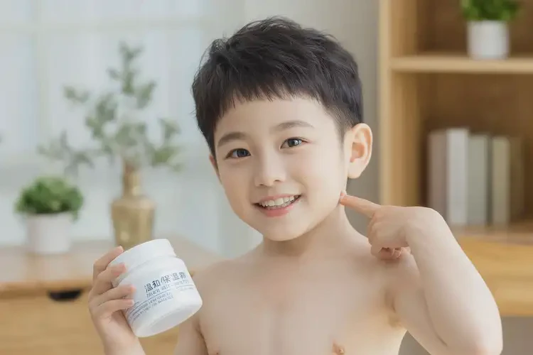 小孩脖子偶尔起湿疹能彻底自愈吗(图2)