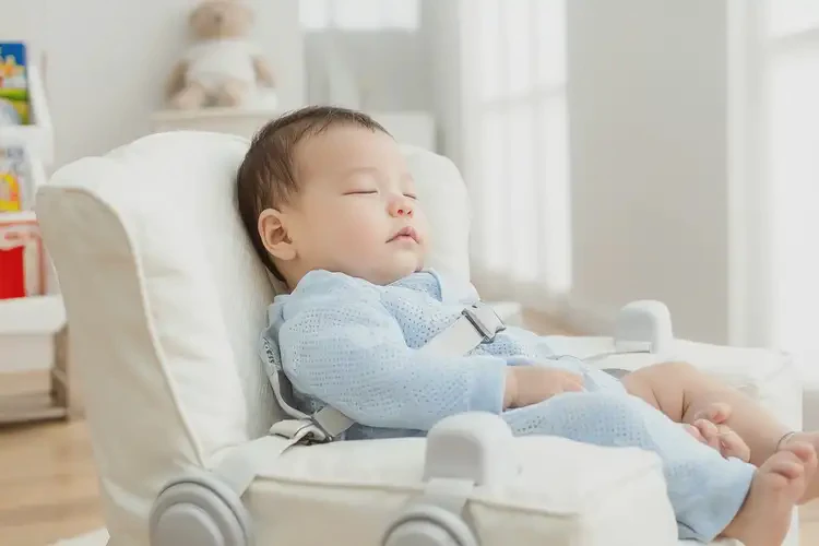婴幼儿面部容易起湿疹可以治好吗(图2)