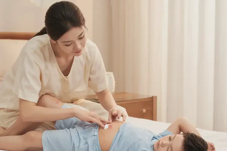 小儿肚子长湿疹可以治好吗(图3)