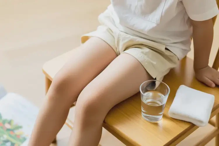 孩子大腿有湿疹可以治好吗(图2)