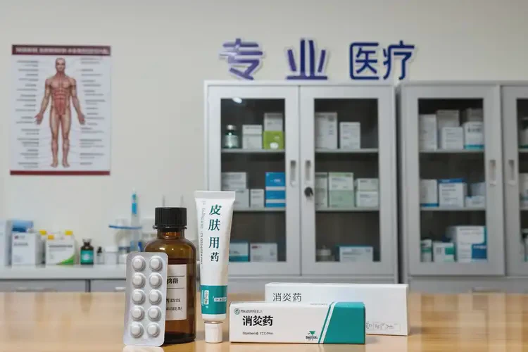 男性小腿上出湿疹可以治好吗(图1)