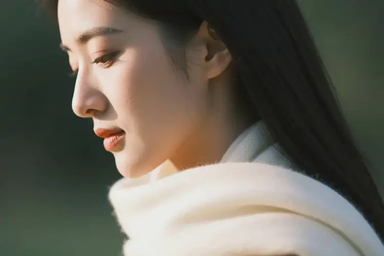 女性脖子容易长湿疹可以治好吗(图3)
