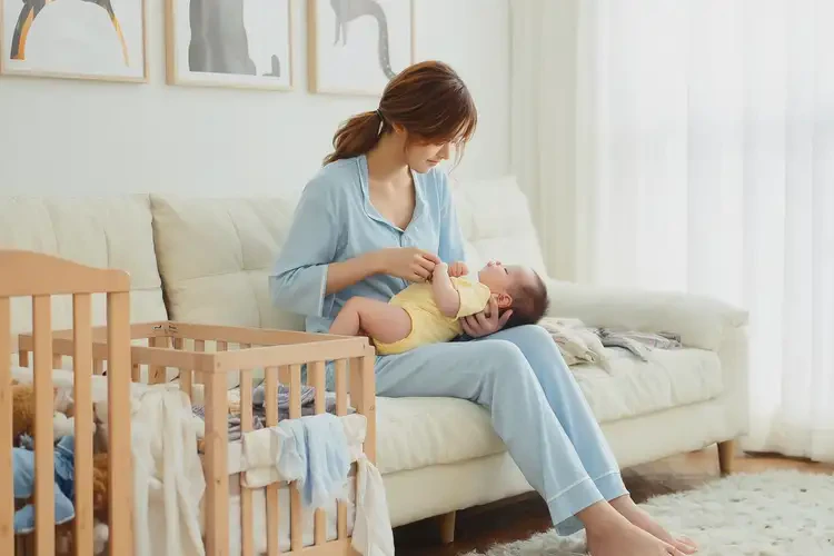 婴幼儿脖子上出湿疹可以治好吗(图1)