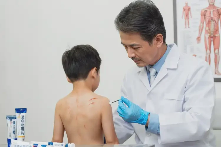 小儿脖子有湿疹可以治好吗(图3)