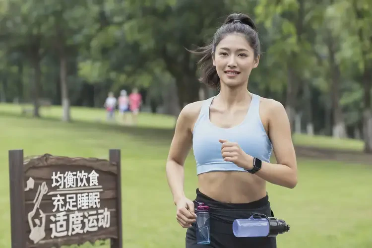 女性屁股上容易起湿疹可以治好吗(图1)