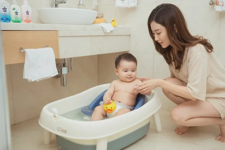 新生儿肛周有湿疹可以治愈吗(图2)