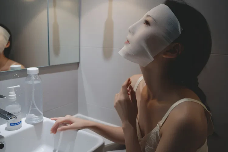 哺乳期妈妈面部有湿疹可不可以治愈(图1)